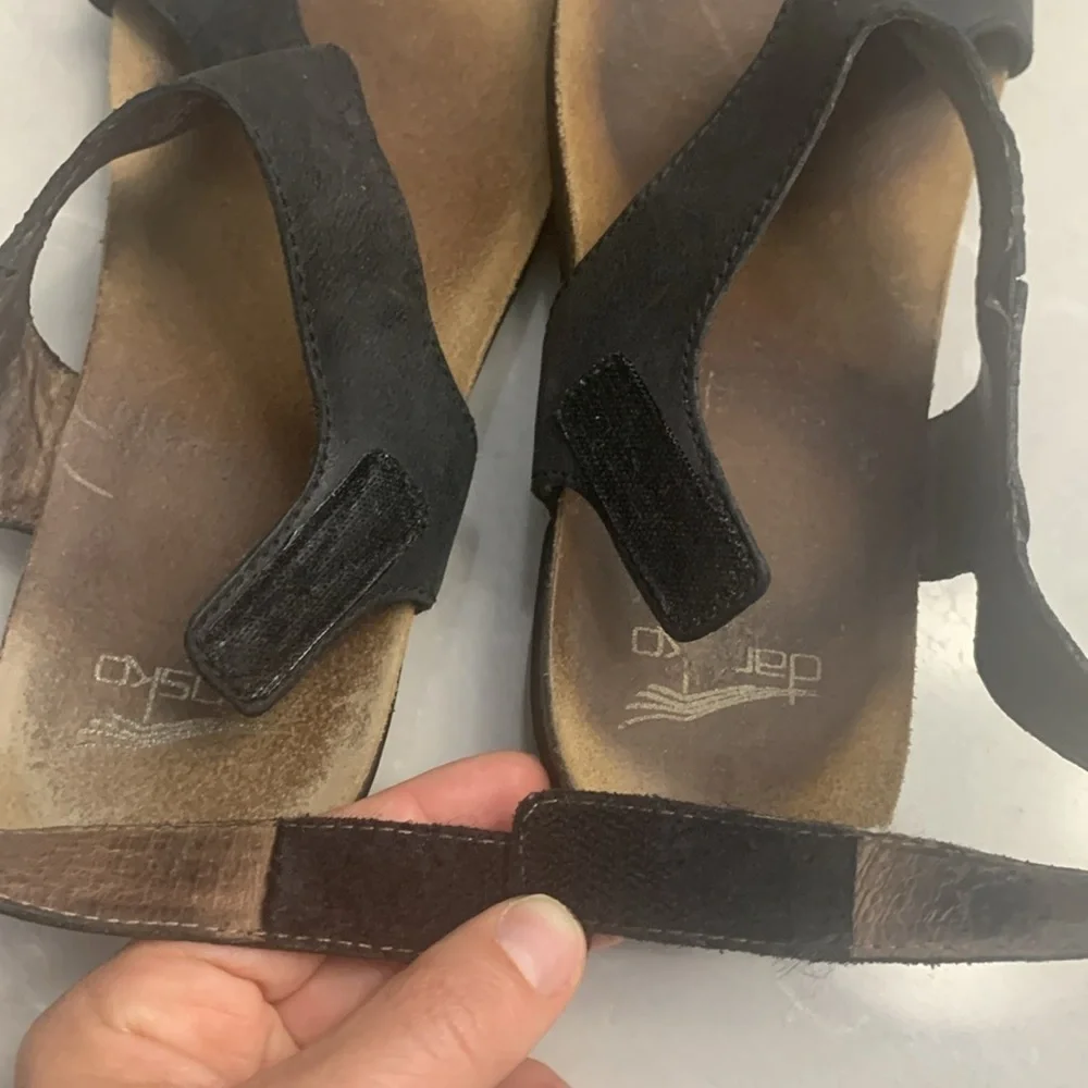 Dansko Reese black leather sandals size eu 38